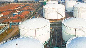 Navigating The Changing World of LNG